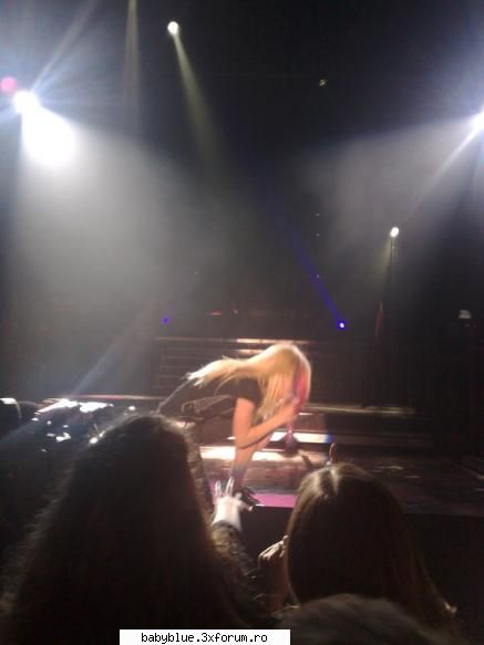 Avril in concerte** - baby_blue - Avril Lavigne