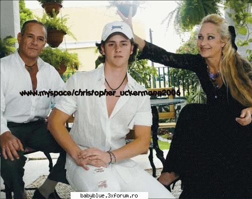 :zzz: familia lui uker