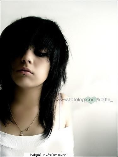 POZE EMO - Mihaela24 - Cafenea