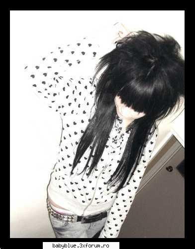 POZE EMO - Mihaela24 - Cafenea