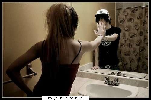 POZE EMO - Mihaela24 - Cafenea